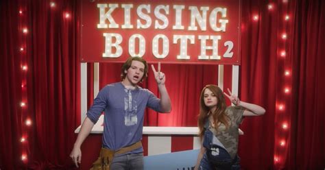 what does moonshot mean kissing booth 2