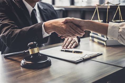 what is a client lawyer relationship