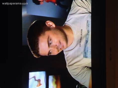 what is zac efrons phone number