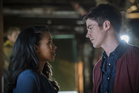 what season do barry and iris date