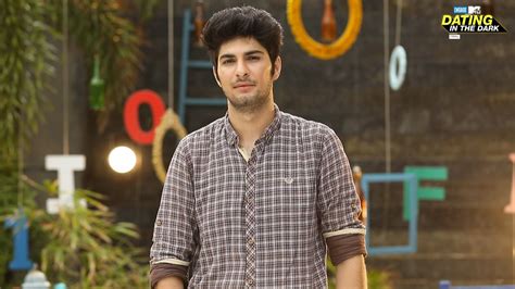 when is dating in the dark on