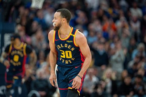 when is steph curry coming back