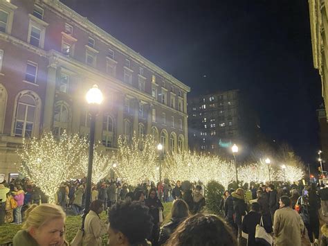 when is tree lighting