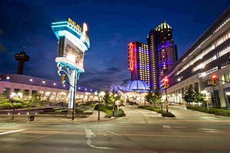 which casino is free parking dzdk canada