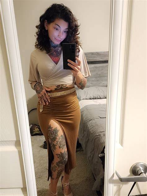 whiskifox nude