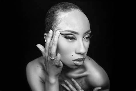 whitney code nude