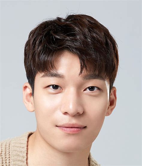 wi ha-joon | Wi Ha Joon Tin tc mi nht