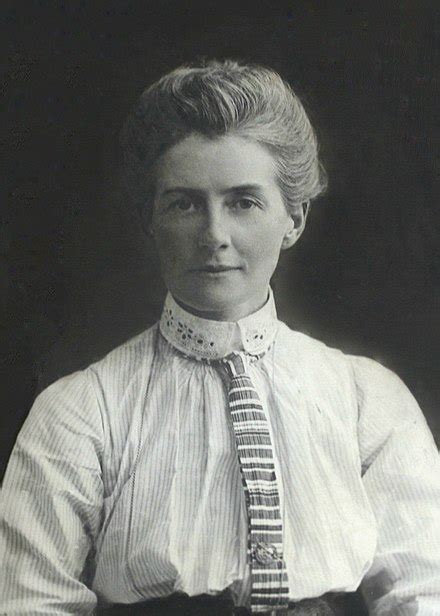 wiki edith cavell biography