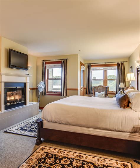 Wild Iris Inn