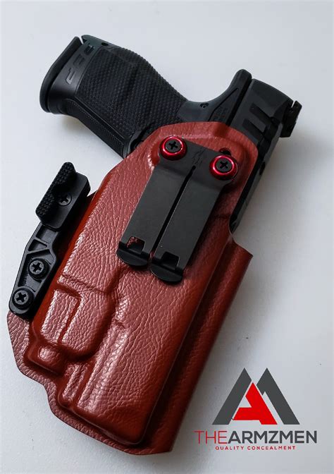 will tlr8 fit in tlr7 holster