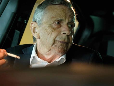 William B Davis
