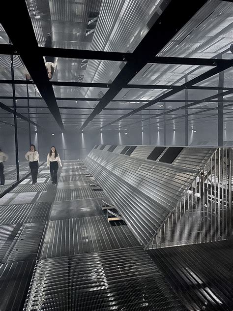 willo perron biography