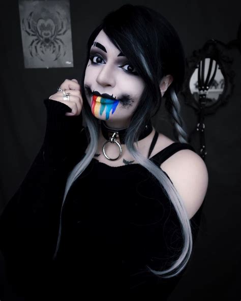 willow the goth nude