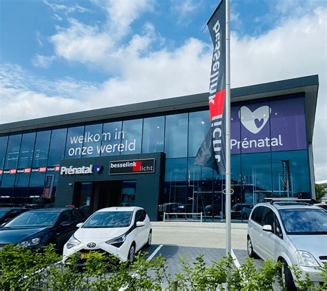 winkels in duiven biograaf