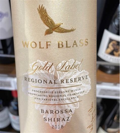 wolf blab gold label regional reserve baroba shiraz 2018