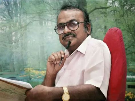 writer rajesh kumar biography