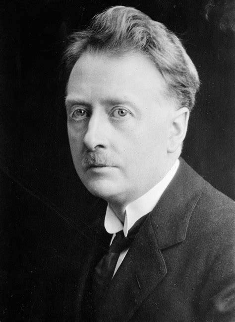 wt cosgrave biography examples