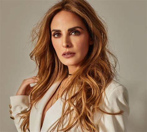 ximena herrera biography