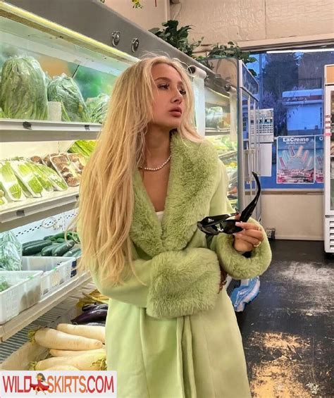 xomorris OnlyFans leaked content