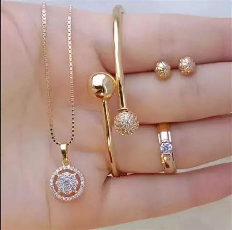 xuping adalah | Perdana Menteri Li Qiang memimpin upacara penyambutan