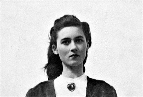 yahne le toumelin wiki