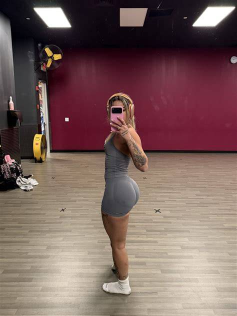 yanirisbraga nudes