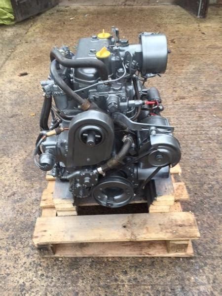 Yanmar 2qm20 Engine