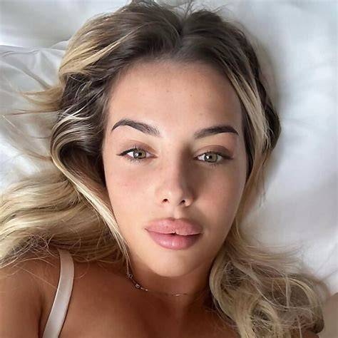 yaslinfox nude