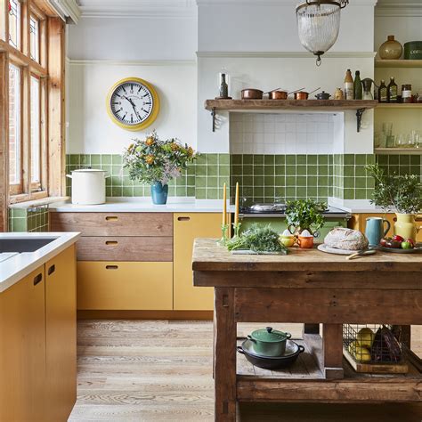 Yellow And Green Kitchen Accents