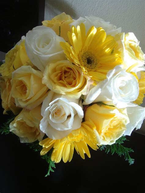 Yellow And White Flowers Bouquet