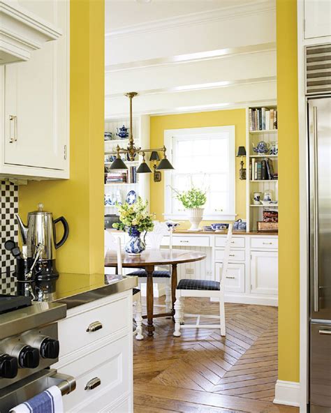 Yellow Kitchen Walls With Dark Cabinets