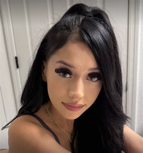 yera official nude