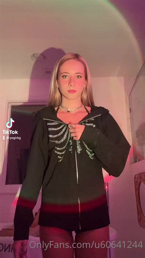 yogirlkg OnlyFans leaked content