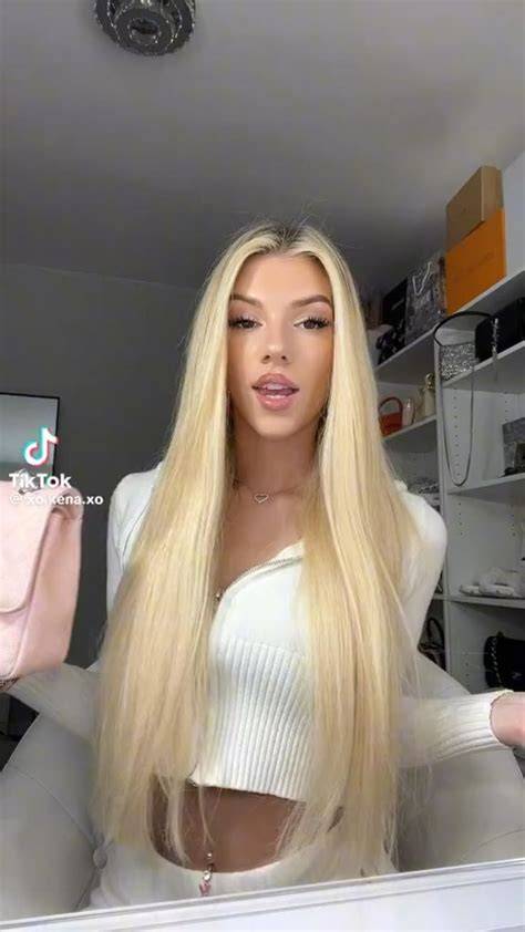 yourfavoriteblondexo nude