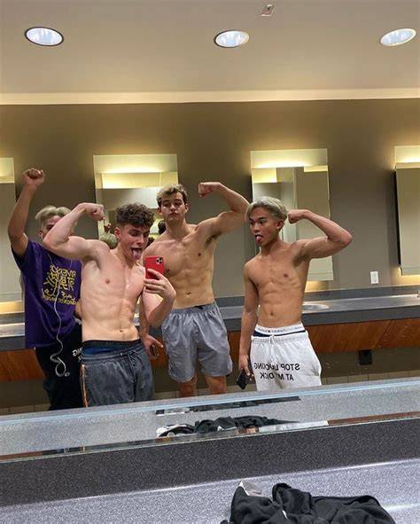 zach clayton onlyfans