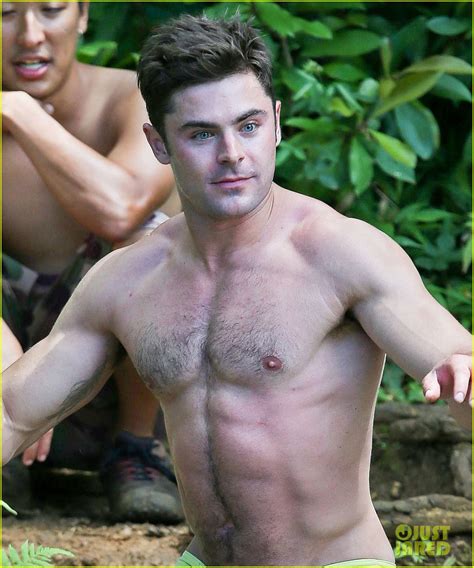 zach efron nude pics