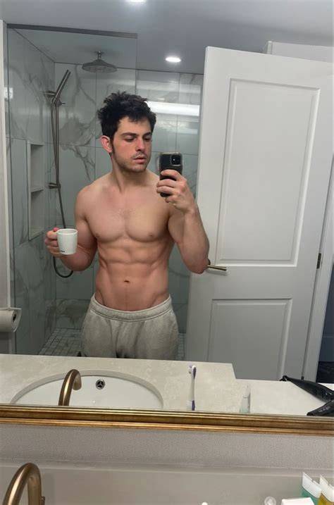 zack gold nude