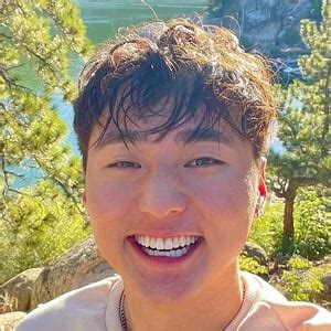 zaddy yang nude