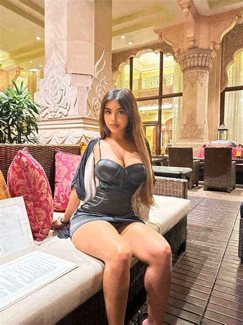 zara.ziy OnlyFans leaked content