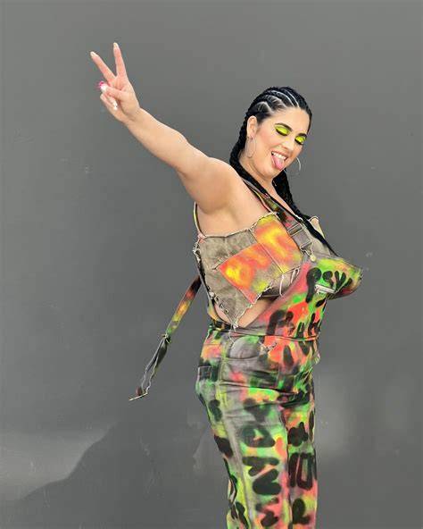 zelma cherem nude