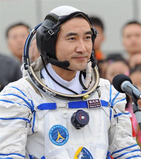 zhai zhigang biography samples