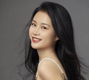 zhang xiao ying biography