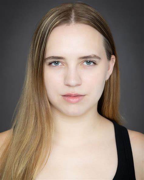 Zoe Repplinger Acting