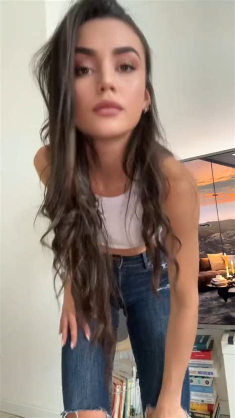 zoeevans OnlyFans leaked content