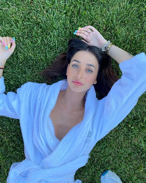 zonamaeee OnlyFans leaked content