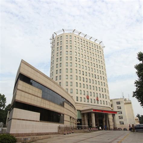 武汉大学里有宾馆吗