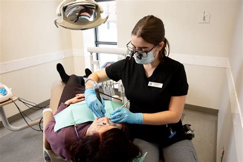﻿dentiste vs hygiéniste dentaire