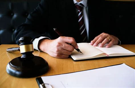 ﻿opciones de carrera en redacción y edición jurídica