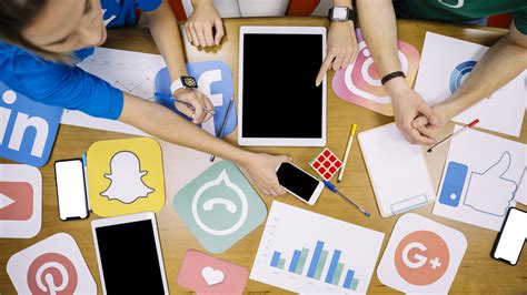 ﻿¿ayudarán las redes sociales a sus metas universitarias y profesionales?