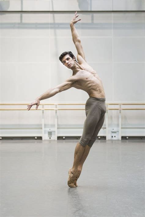 ﻿¿cuánto dura la carrera de un bailarín de ballet masculino?